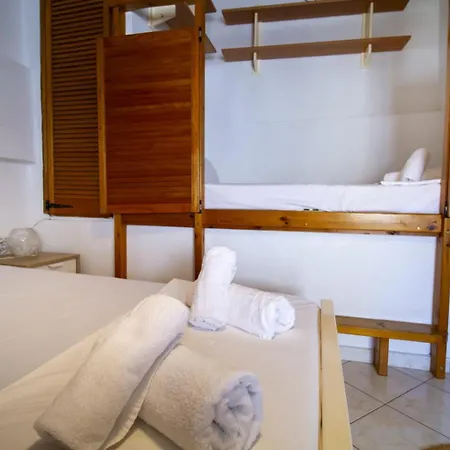 Central Treehouse By Rentalspro - Halkidiki Appartement