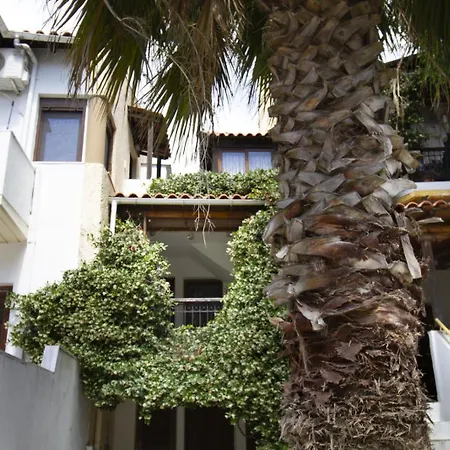 Central Treehouse By Rentalspro - Halkidiki Appartement *